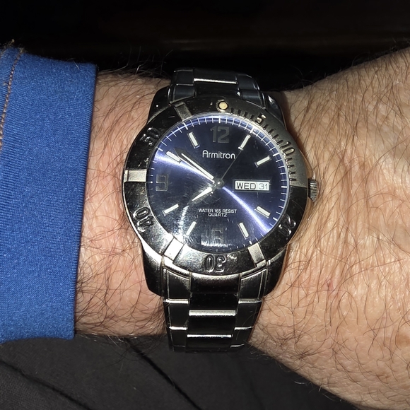 Armitron Men’s Quartz Watch – Model 20/1899 – Stainless Steel – Day/Date –165 ft - Picture 4 of 4